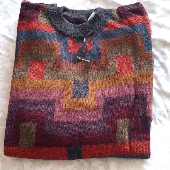 NWT Perú Unlimited Alpaca sweater. - Picture 1 of 6